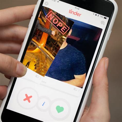 links swipen tinder|How To Swipe With Friends on Tinder